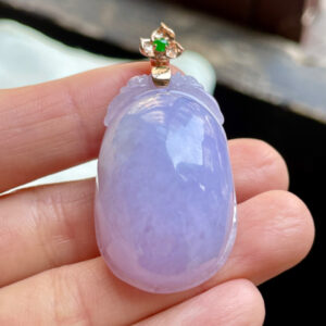 Lavender Jade Lucky Gourd Pendant – Semi-Icy Jadeite Symbol of Blessings and Longevity