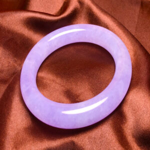 Front view of purple jade bracelet made from icy pink-purple Grade A jadeite