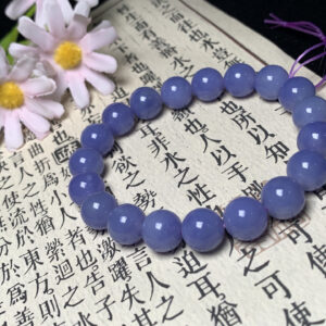 Purple jade bracelet with 10mm natural jadeite beads