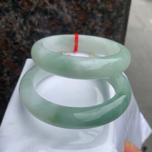 Icy Smooth Full Circle Jade Bangle | Size 58mm | Delicate & Lustrous | Premium Quality