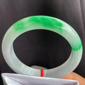 Ice Green Jadeite Full Round Bangle – Old Material, Vibrant Green, Size 57-12-9