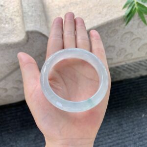 Full-Round Ice Green Jadeite Bangle – 50.4mm, Translucent with Floating Green Patterns, Old Mine Quality