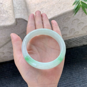 Full-Round Icy Green Jadeite Bangle – 56.5mm, Floating Green Patterns, Old Mine Texture