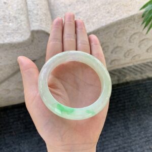 Icy Green-Patterned Jadeite Bangle – 54mm Round | Semi-Translucent with Natural Vein Inclusions