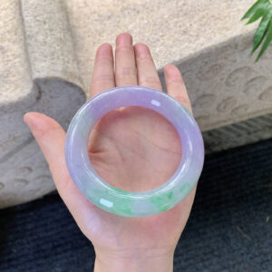 Lavender Green Icy Jadeite Bangle – Full Round | 55.8mm | Spring Color Mix with Fine Texture & Graceful Glow