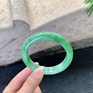 Icy Nuò Green Jadeite Bangle | 55.8mm Inner Diameter | Translucent with Floating Green Patterns