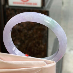 Lavender-Green Icy Jadeite Guifei Bangle | 53×48mm | Refined Elegance with Soft Translucence
